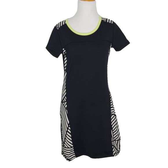 Title Nine Dream Overdrive Dress Stretch Athleisure Geometric Black Women XS - Picture 2 of 13